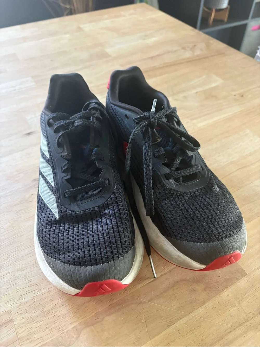 Adidas tennis shoes